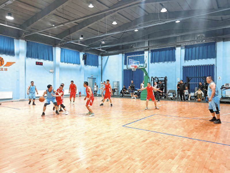 临渭区第二届中老年人篮球邀请赛举办